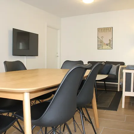 Amalie & Oda ve Kahvaltı