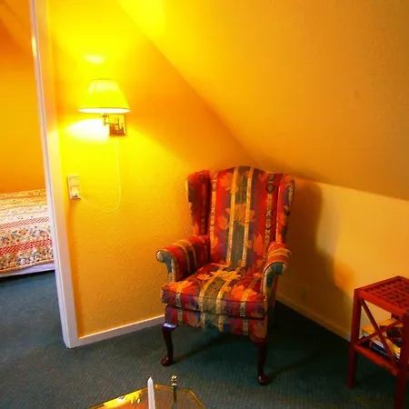 Amalie & Bed and Breakfast Οντένσε