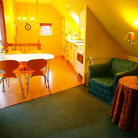 Amalie & Bed and Breakfast Οντένσε
