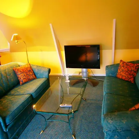 Amalie & Oda ve Kahvaltı